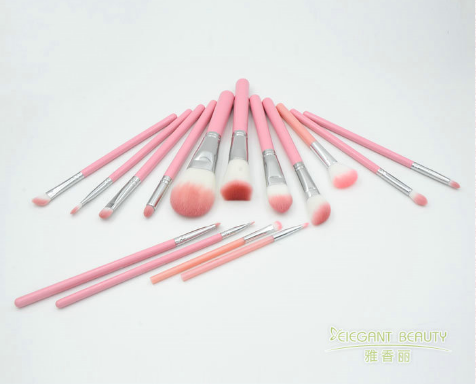 午夜色情免费视频能用美妝蛋清洗液洗嗎？