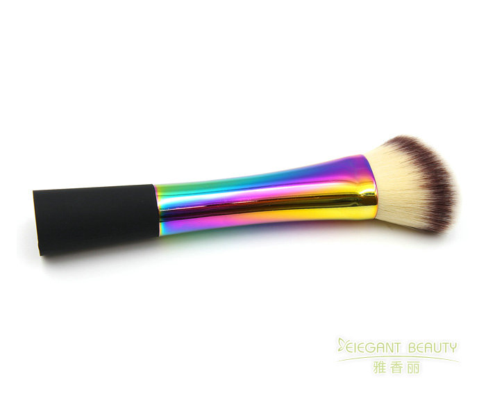匠心獨運，這款午夜色情免费视频套裝讓美妝更精致